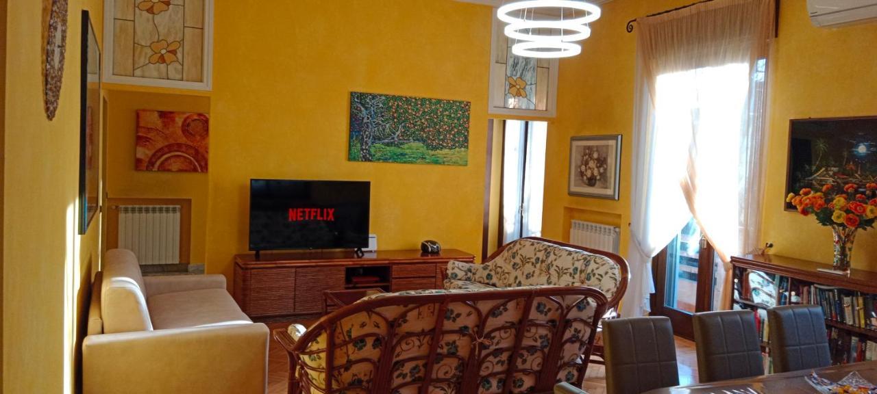 Luxe Apartment Near Milano, Rho Fiera E Mxp Busto Arsizio Eksteriør bilde