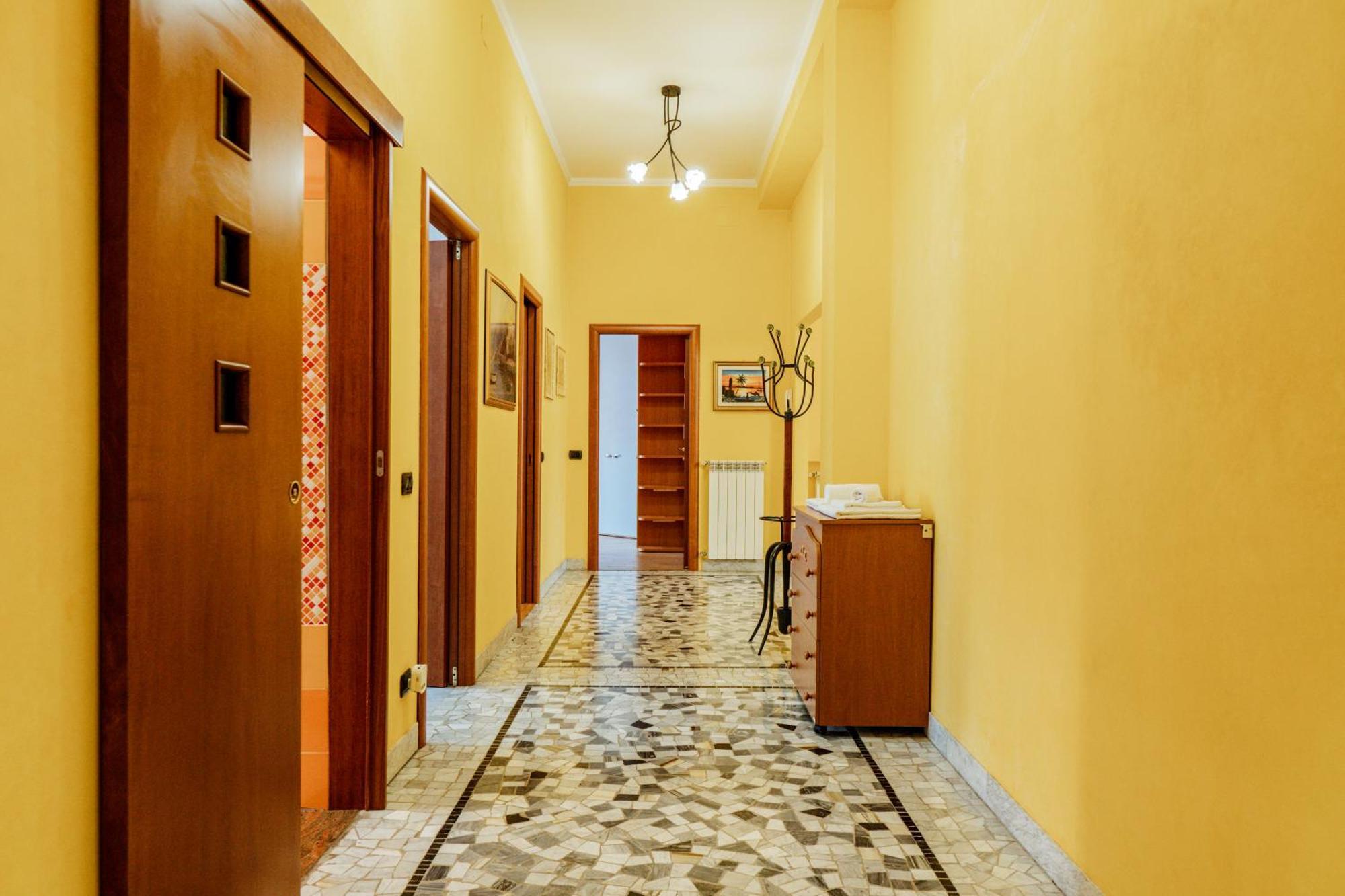 Luxe Apartment Near Milano, Rho Fiera E Mxp Busto Arsizio Eksteriør bilde