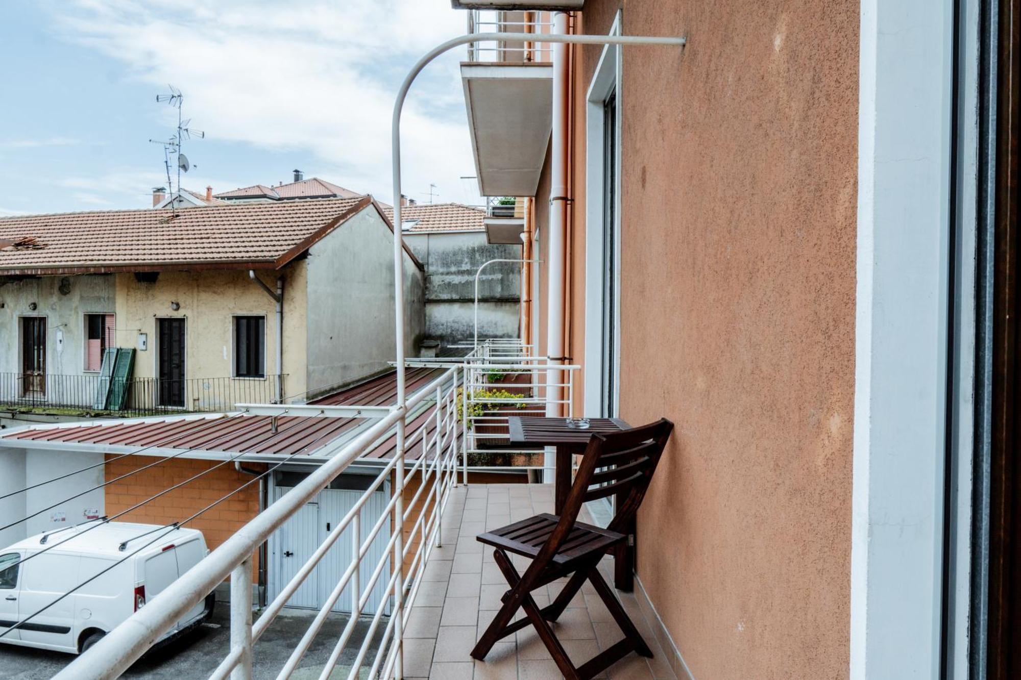 Luxe Apartment Near Milano, Rho Fiera E Mxp Busto Arsizio Eksteriør bilde