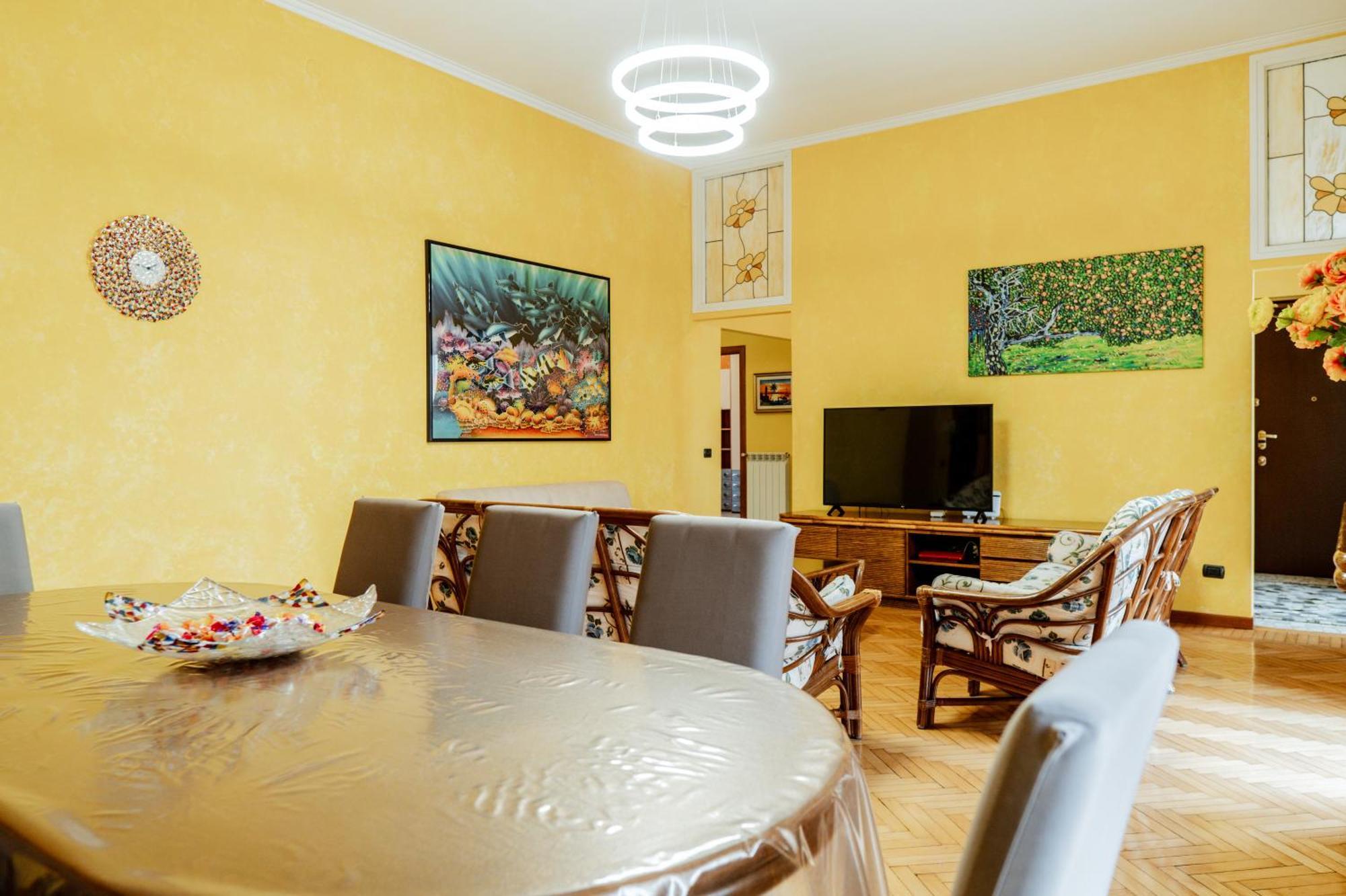 Luxe Apartment Near Milano, Rho Fiera E Mxp Busto Arsizio Eksteriør bilde