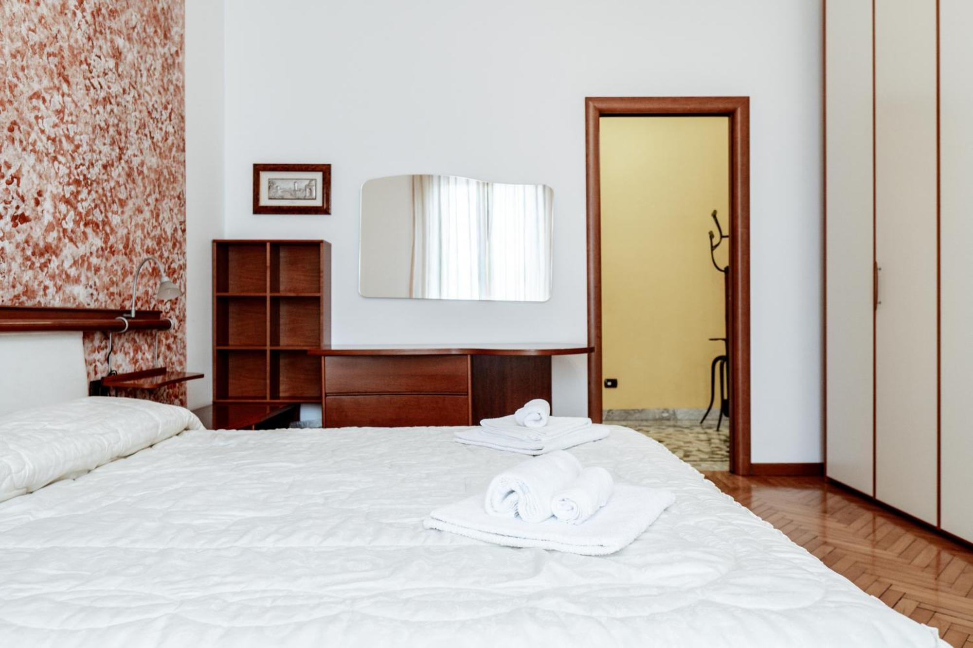 Luxe Apartment Near Milano, Rho Fiera E Mxp Busto Arsizio Eksteriør bilde